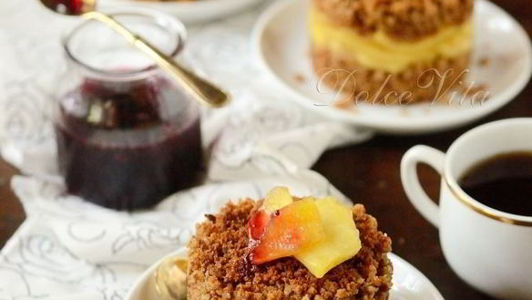 Рецепт Шарлотка из яблок и ржаного хлеба