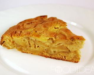 Шарлотка на молоке