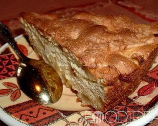 Шарлотка с бананами