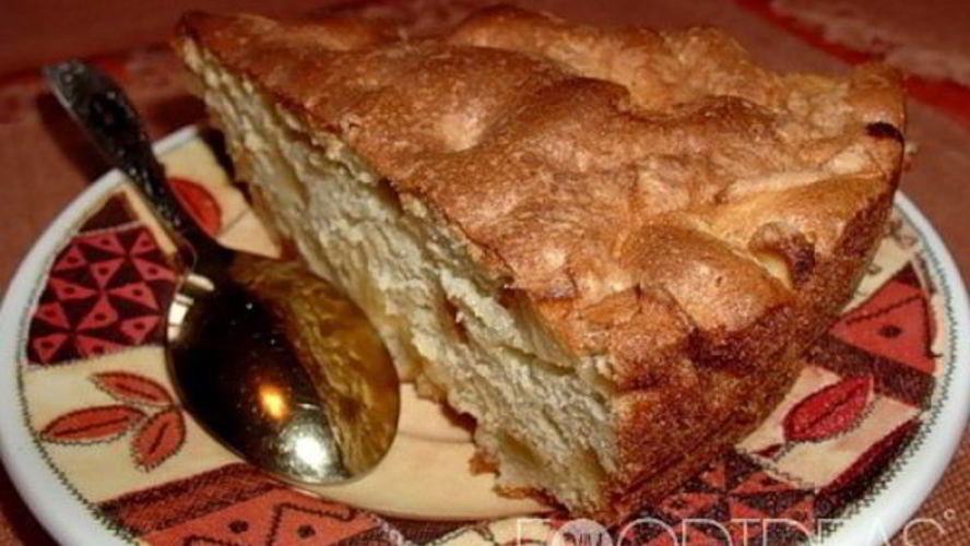 Рецепт шарлотка с бананами