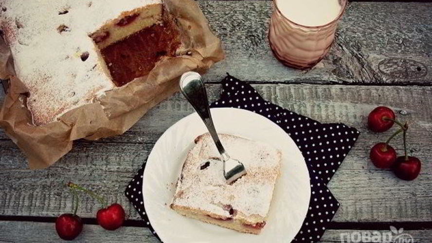 Рецепт шарлотка с черешней