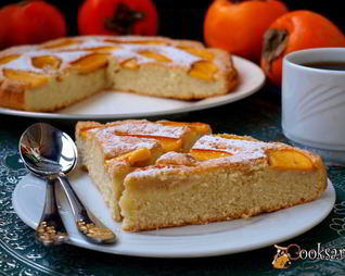 Шарлотка с хурмой