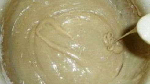 шарлотка с клубникой и яблоками