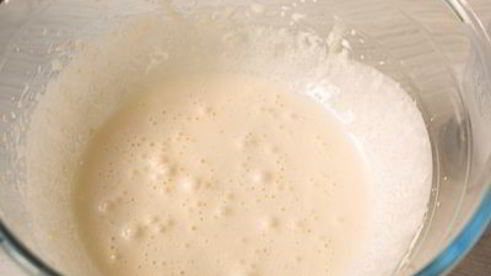 шарлотка с нектаринами