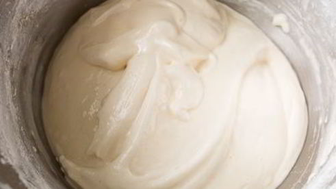 шарлотка с нектаринами