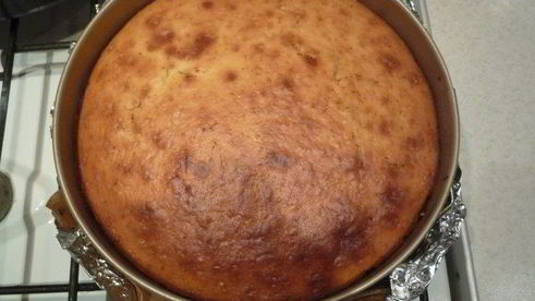 шарлотка с яблоками и облепиховым йогуртом