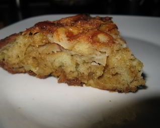 Сочная шарлотка с глазурью