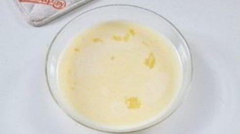 яблочная шарлотка с хлебом