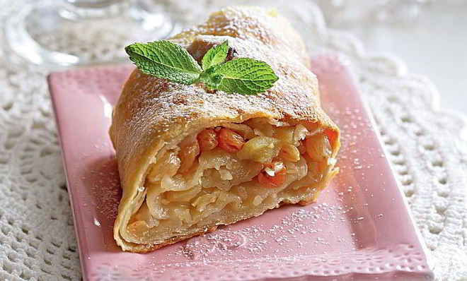 Штрудель с яблоками
