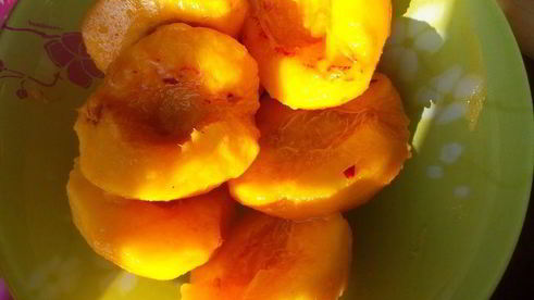 слоеные конвертики с персиком