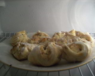 Слоеные конвертики с творогом