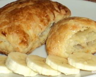 Слойки с бананом