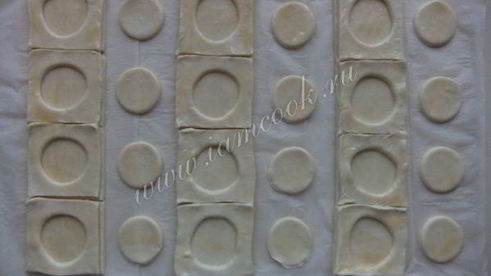 слойки с джемом