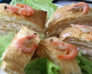 Слойки с креветками