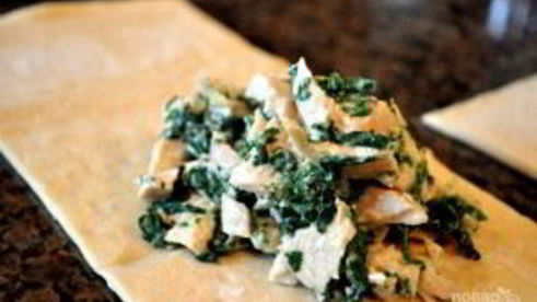 слойки с курицей и сыром