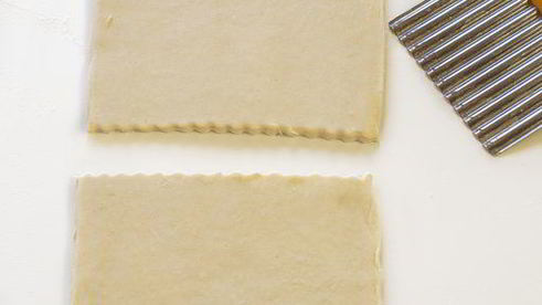 слойки с вишней