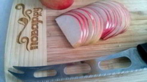 слойки с яблоками из слоеного бездрожжевого теста