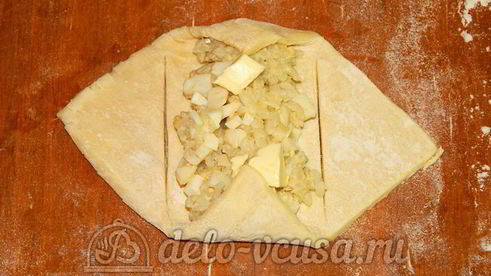 слойки с яйцом и рисом