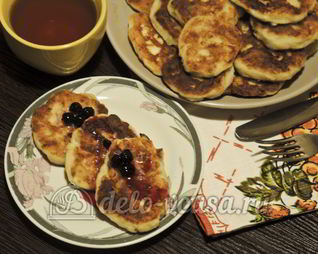 Сырники с фруктами