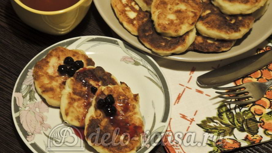 Рецепт сырники с фруктами