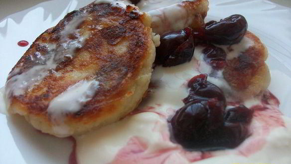 Рецепт Сырники с сухофруктами