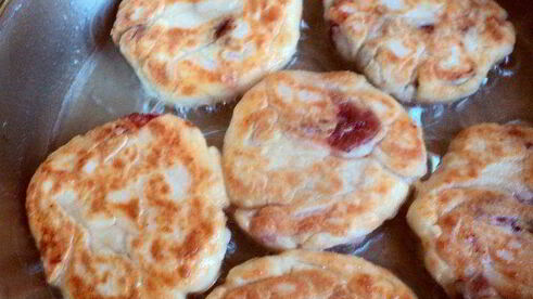 сырники с вишней и шоколадом