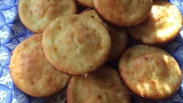 Рецепт Сырники в духовке со сгущенкой