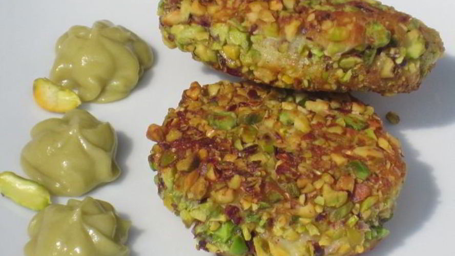 Рецепт сырники в ореховой панировке с фисташковым кремом