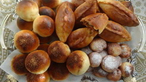 дрожжевое тесто для пирогов, булок и пирожков