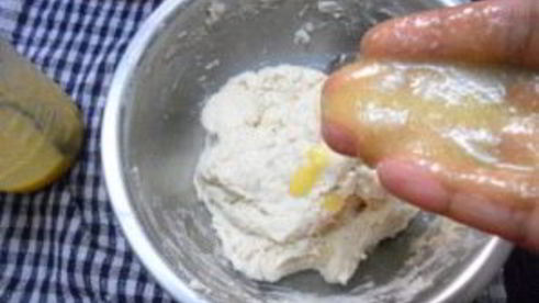 дрожжевое тесто на пиццу