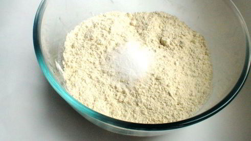 сырная косичка из дрожжевого теста