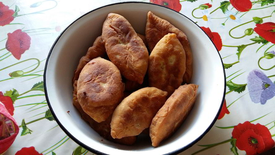 Рецепт тесто на кефире для жареных пирожков