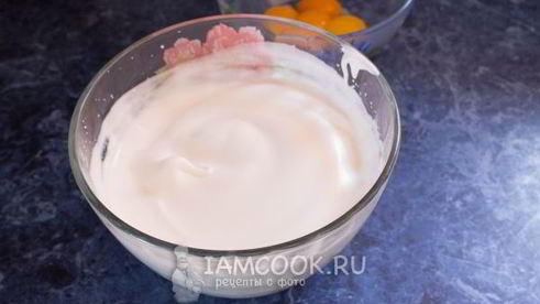 бисквитный торт со сметанным кремом