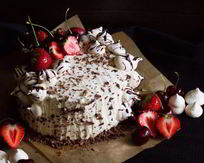 Торты с ягодами