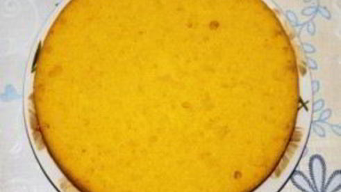 торт бисквитный с фруктами