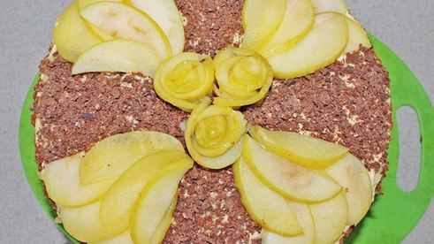 торт королевский с маком, орехами, изюмом