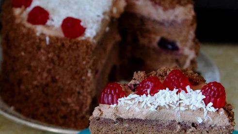 торт шоколадно-сливочно-вишневый летающий