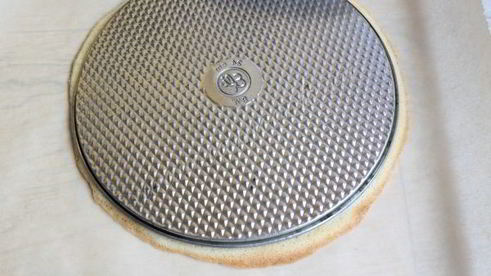 торт со сливочным кремом и яблоками