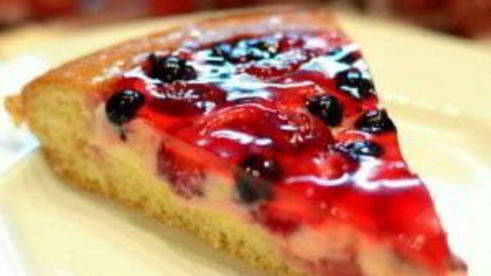 торт ягодная корзина