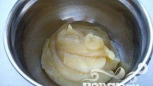 яблочные конвертики с миндалем и изюмом