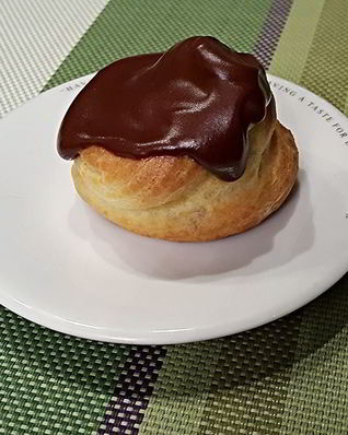 Профитроли с заварным кремом