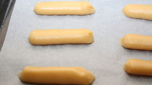 эклеры со сливочным кремом