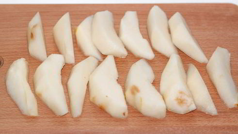 грушевая запеканка c фундуком