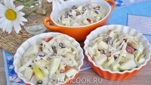 лапшевник детский с яблоком и изюмом