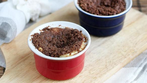 Рецепт Нежная творожная запеканка с хрустящим шоколадным штрейзелем