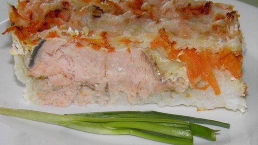 Рецепт рисовая запеканка с горбушей и овощами