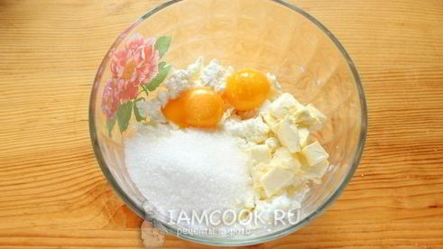 творожная запеканка с клубникой