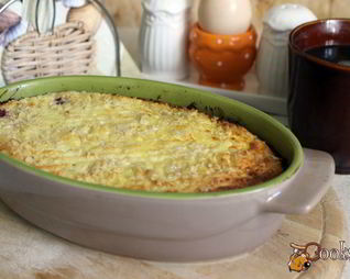 Творожная запеканка с овсяными хлопьями и вишней