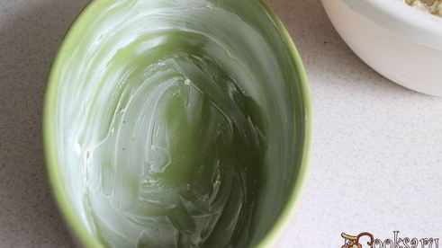 творожная запеканка с овсяными хлопьями и вишней