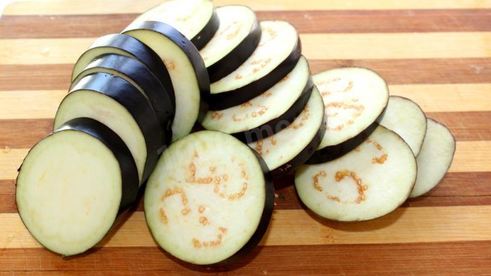 запеканка из баклажанов с помидорами и сыром в духовке